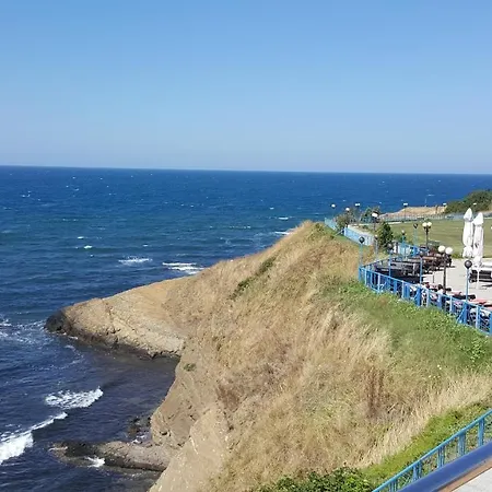 The Yellow House * Ahtopol