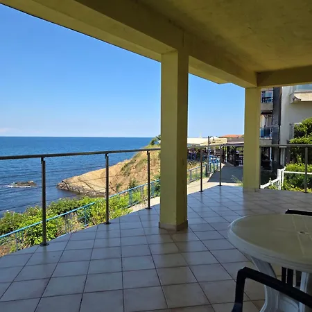 The Yellow House 3*
